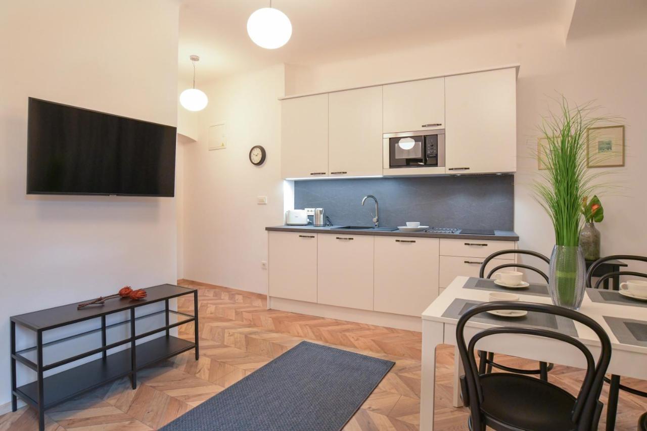 Vila Selena Λιουμπλιάνα Εξωτερικό φωτογραφία